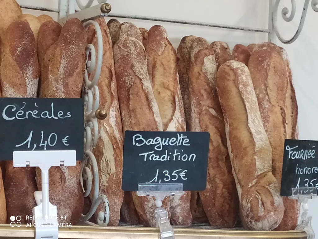 👨‍🍳🍞 Pains et pains maïs les week-ends : Savourez l'authenticité à chaque bouchée ! 👨‍🍳🍞